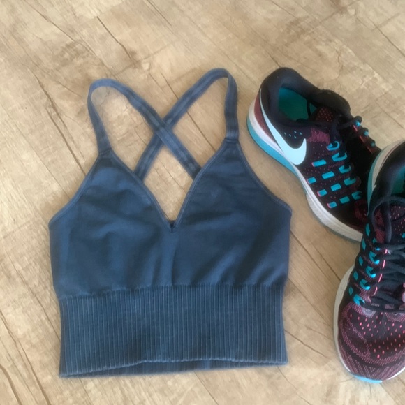 𼳠FP Movement Good Karma Crop in Deepest Navy- XS/S - Picture 5 of 12